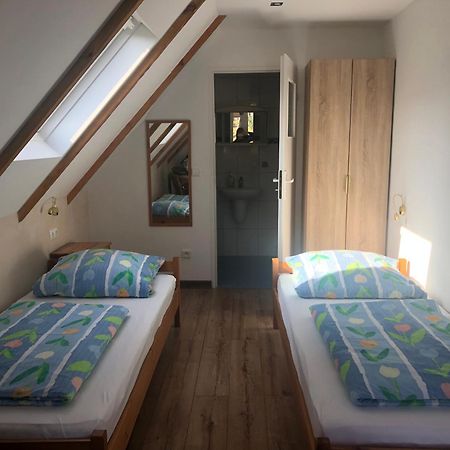 Dom Pod Sosnami Bed & Breakfast Mielno  Eksteriør bilde