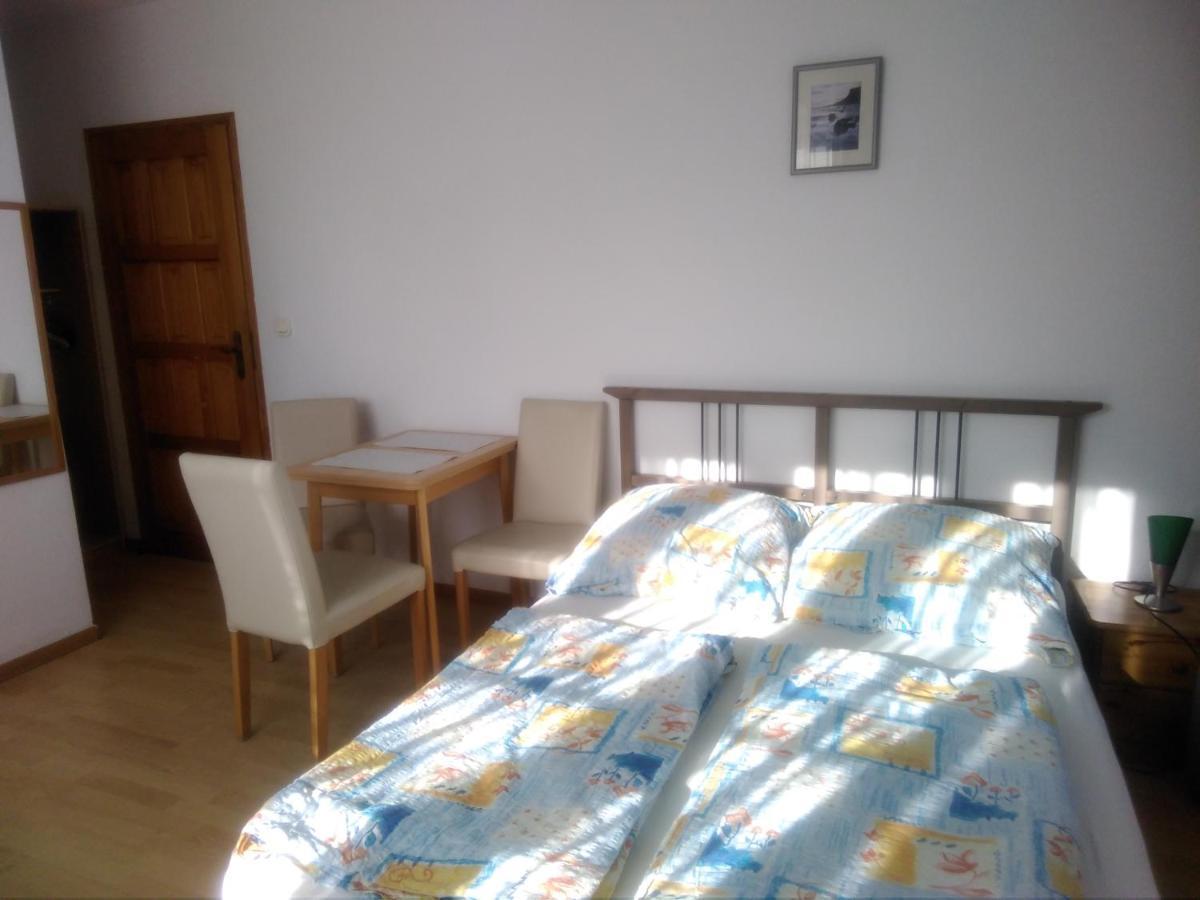 Dom Pod Sosnami Bed & Breakfast Mielno  Eksteriør bilde